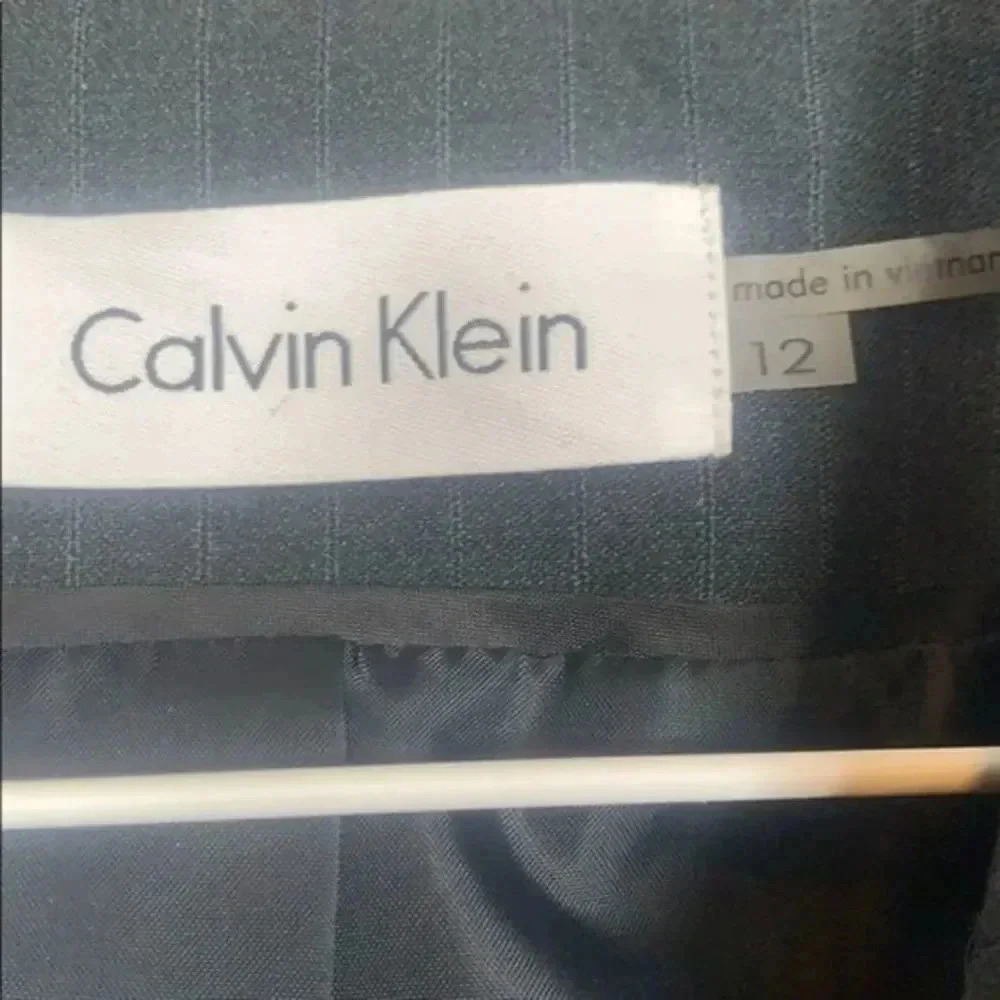 Calvin Klein NWOT size 12 pinstripes jacket - Picture 4 of 7
